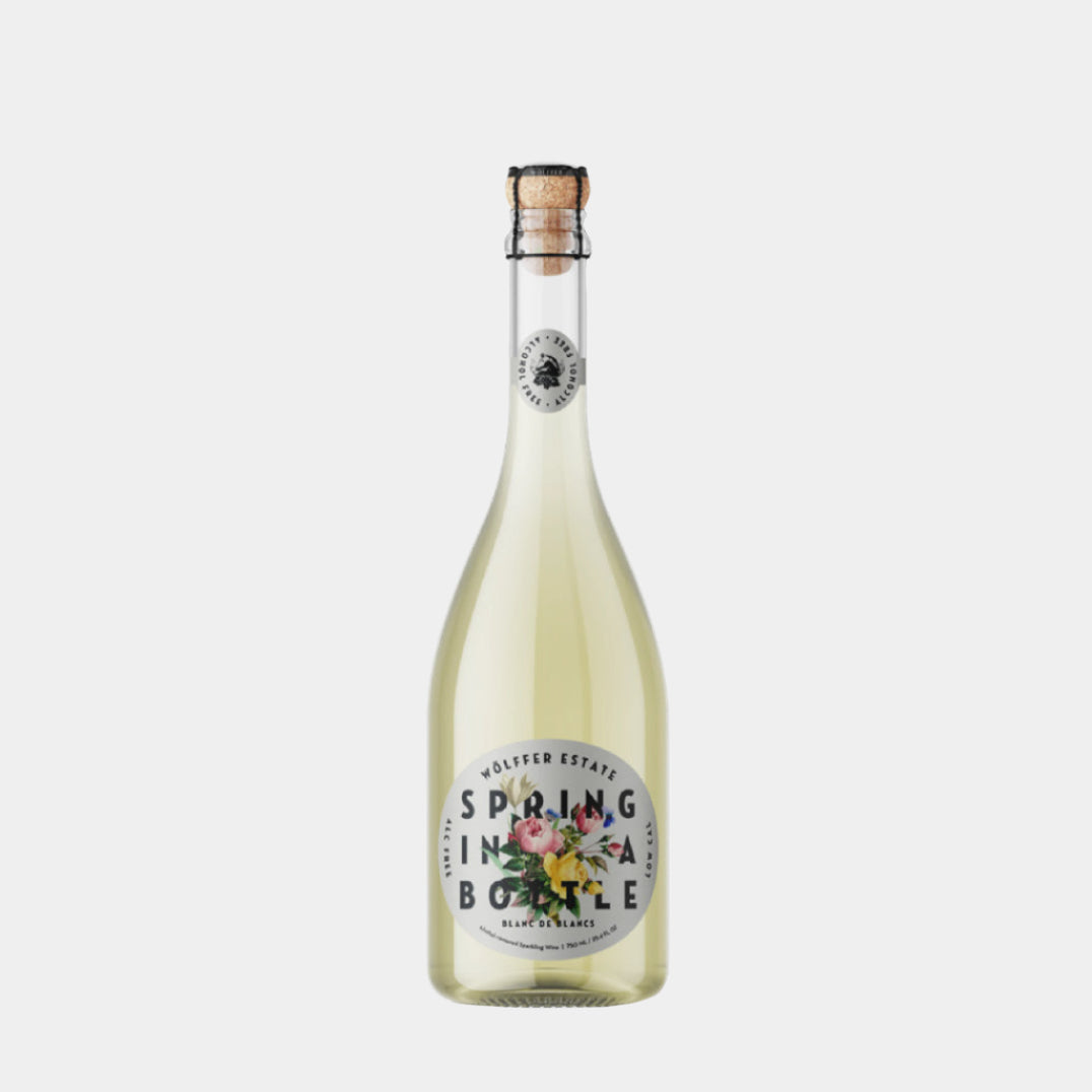 “Wölffer Estate Spring in a Bottle – non-alcoholic Blanc de Blancs”
“Elegant alcohol-free sparkling wine from Wölffer Estate”
“Spring in a Bottle sparkling wine with bubbles and citrus garnish”